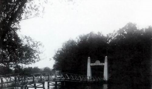 Park Island - From Lake Orion Images Of America
